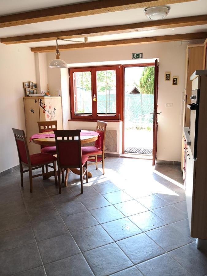 Red Apple Apartment Bovec Exterior foto